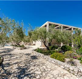 Luxury 5 Bedroom Beachfront Villa near Dubrovnik, Sleeps 11-12